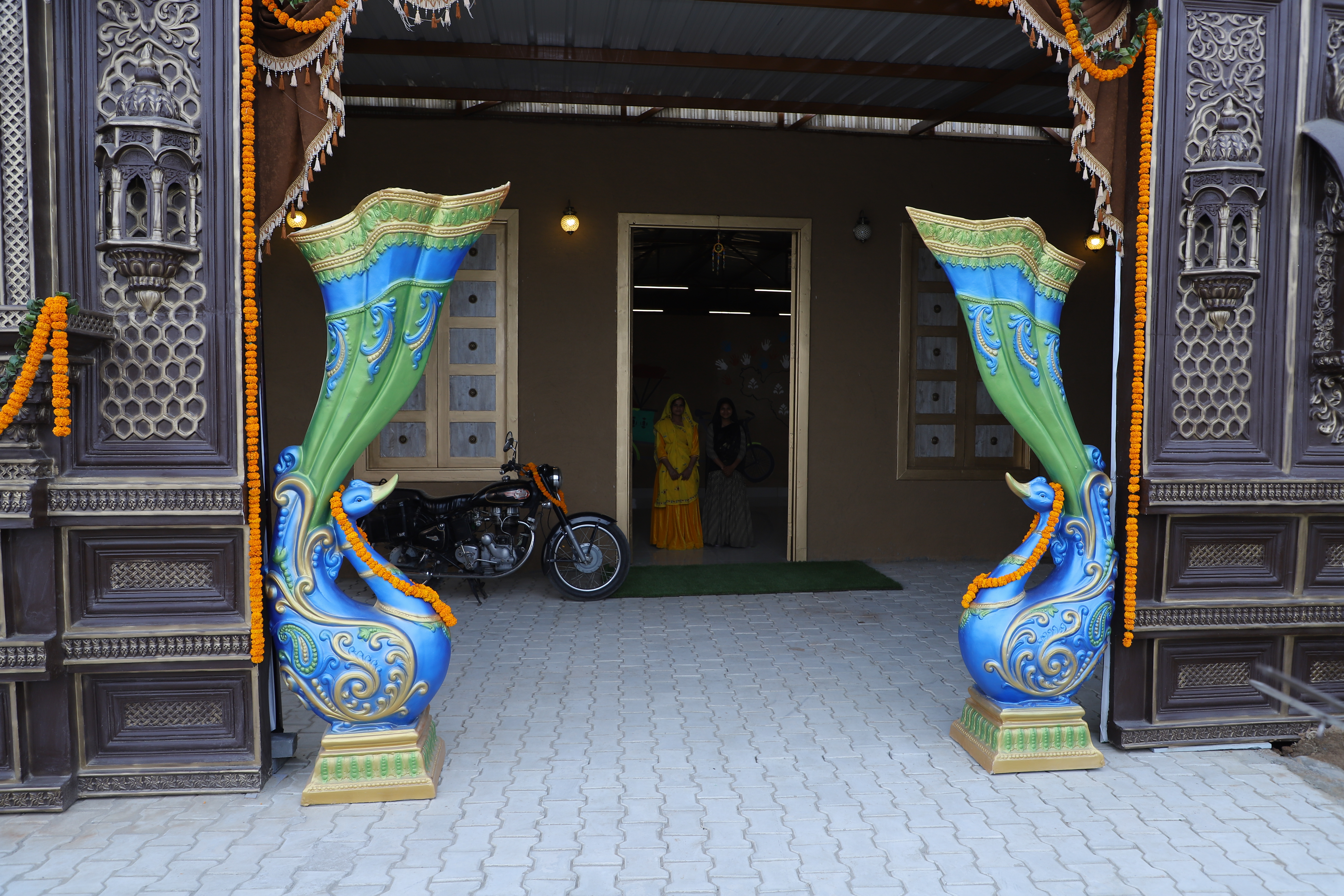 tour guide delhi golden triangle india tour by car with guide, visit delhi, agra, jaipur